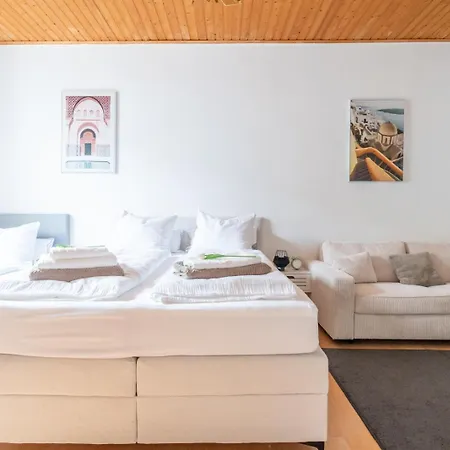 Chic In - Balcony & Easy Access Leoben (Styria)