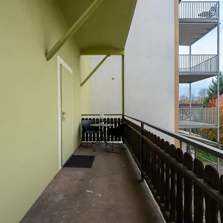 Chic In - Balcony & Easy Access