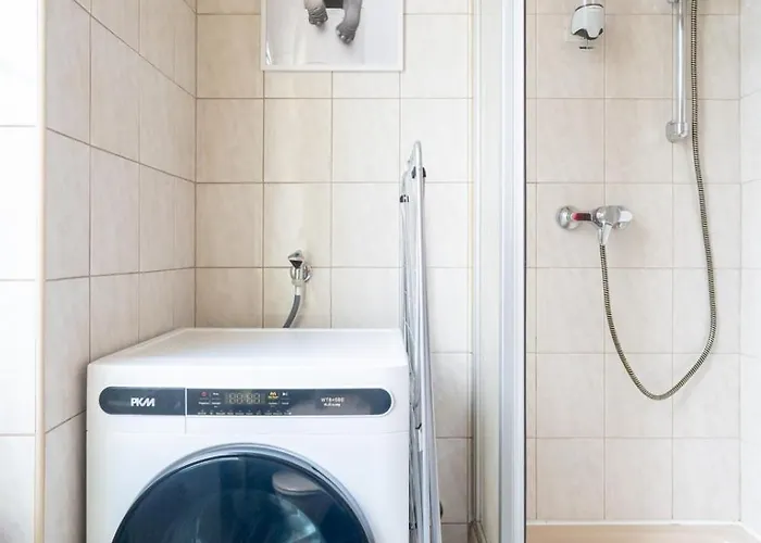 Chic In - Balcony & Easy Access * 莱奥本