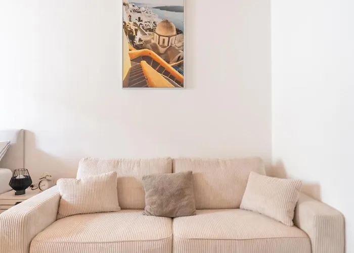 Chic In - Balcony & Easy Access Apartment Leoben (Styria)