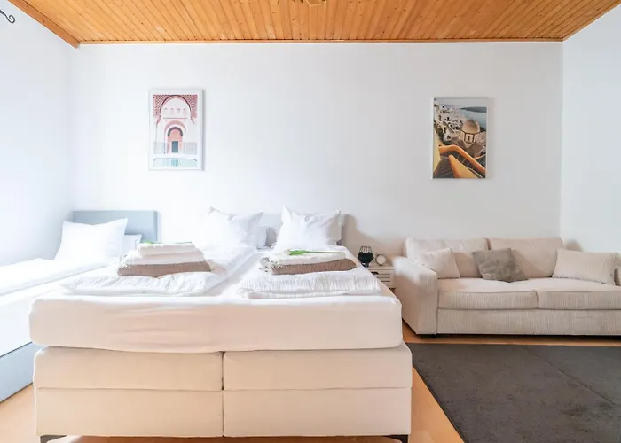 Chic In - Balcony & Easy Access Leoben (Styria)